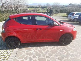 lancia ypsilon 2015 1.2 ecochic gpl 69cv