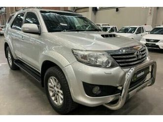 2014 toyota fortuner 3.0 d-4d 4x4 auto