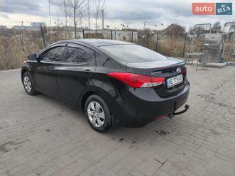 hyundai elantra 2013