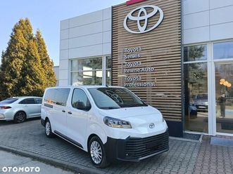 toyota proace verso 2.0 d4-d long combi