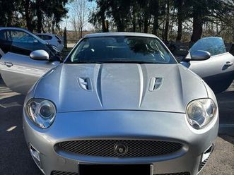 jaguar xkr coupé - v8 supercharged