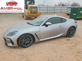 subaru brz premium 2022 2.4 benzyna 228km