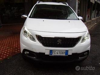 peugeot 2008 puretech turbo neopatentati