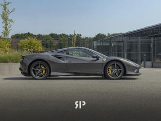 ferrari f8 tributo - 3.9 v8 hele