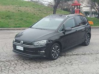 golf sportsvan iq drive acc led navi lane assist