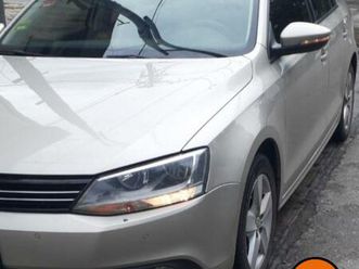vw vento 2.5 full con gnc leer descripción