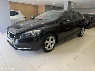 volvo v40 2.0 d2 inscription geartronic