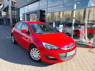 opel astra j 1.4 t cosmo (automata) tolatóradar elől-hátul. tempomat