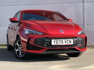 1.5 hybrid+ trophy auto euro 6 (start/stop) 5dr