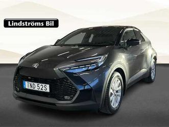 2,0 fwd executive moms vhjul *på väg in*