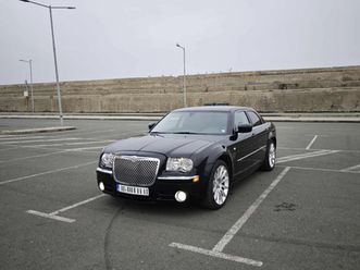 chrysler 300c srt design
