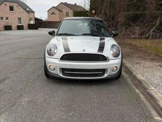 ② mini cooper d – 2011 — mini — 2ememain