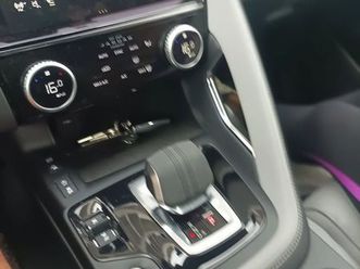 jaguar e-pace 1.5 p300e r-dynamic se awd aut.