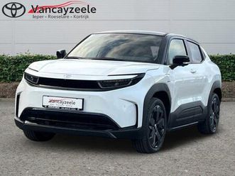 toyota urban cruiser style 360°cam gps jbl sens v a