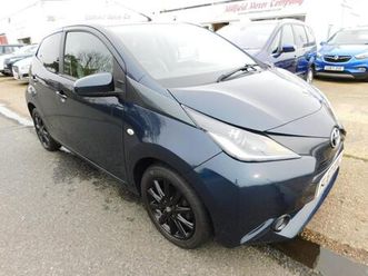 2017 toyota aygo vvt-i x-style hatchback petrol manual