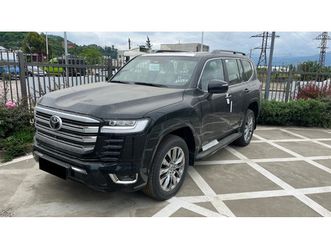 toyota land cruiser 300 zx* 5- и 7- местни jbl* panorama* head-up* tv