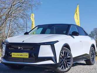 ds automobiles n°8 pallas 74 kwh - yellowvo