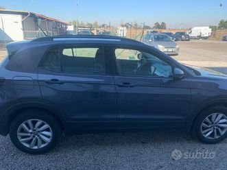 wolksvagen tcross 1000 dsg style 110cv