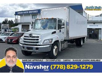 2019 hino 338 26’ dry box liftgate + hydraulic brakes!*cvi completed