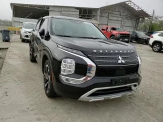 mitsubishi outlander 2.5l 4 front-wheel drive