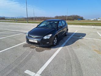 hyundai i30 1.4 benzin, 80 kw, 129tkm, napravljen veliki servis