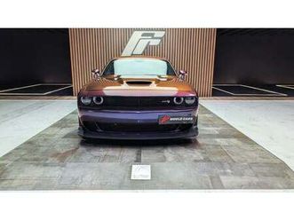 dodge challenger srt 392 hemi 6.4 v8