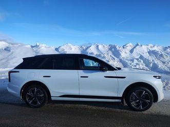 exclusive+, 515km wltp, hengerfeste, frunk, duft++