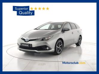 auris touring sports 1.8 hybrid style