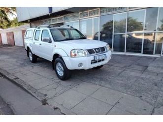 2011 nissan np300 2.4i hi-rider double-cab
