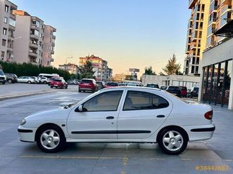 sahibinden renault megane 1.6 rxt 2001 model kütahya 193.000 km beyaz - 38442687 | arabam.com