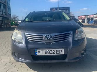 toyota avensis 2009