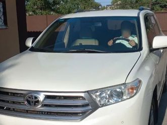 toyota highlander 2011