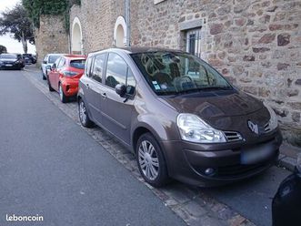 grand modus 2011 1.6 16v automatique 2011 86 000km