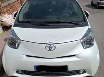 toyota iq 2009