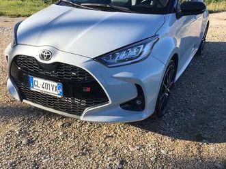toyota yaris gr sport 1.5 full hybrid