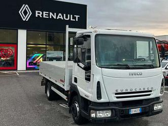 iveco eurocargo con cassone fisso