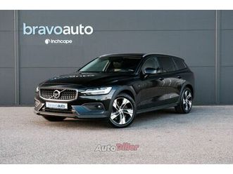 volvo v60 cross country awd pro 2.0 d4 awd 140 kw 2.0 140kw