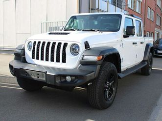 jeep gladiator 3.0 v6 4wd 5 places utilitaire // 39628 € + tva //