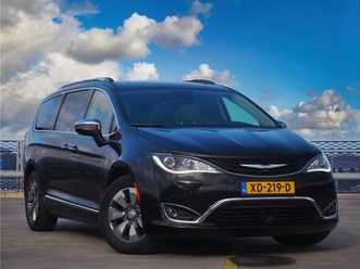 chrysler pacifica - 3.6 v6 hybrid phev - nap - luxe