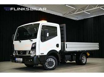 nissan nt400 3.0 150hk flak|drag|3.5ton-dragvikt|lågmil|leasbar
