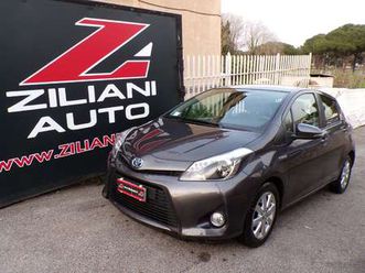 1.5h lounge ..tagl. toyota..navi..retrocamera..