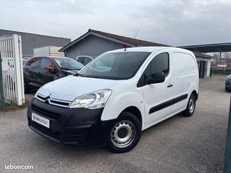 citroën berlingo m 1.6 bluehdi 100 club 3 places batterie neuve moteur neuf première main radars de recul tva récupérable prix ht : 7 075 entretien citroën gara