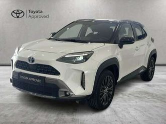 yaris cross 1.5h adventure fwd 116cv e-cvt