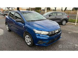 dacia sandero 1.0 tce 90 cv essential