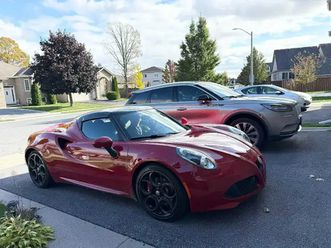 2017 alfa romeo 4c spider - rare & excellent