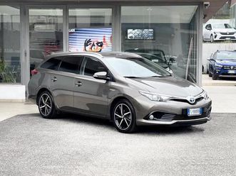 toyota auris touring sports 1.8 hybrid 99cv e6 neo