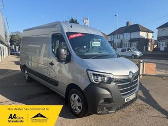 2.3 dci 33 business+ fwd mwb medium roof euro 6 4dr