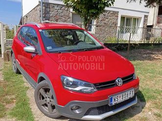volkswagen cross polo