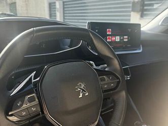 peugeot 2008 1.2 puretech allure eat6