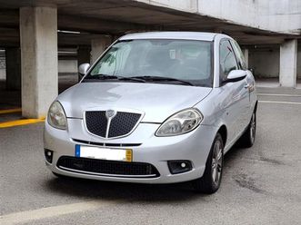 lancia ypsilon 1.2 oro outubro/10